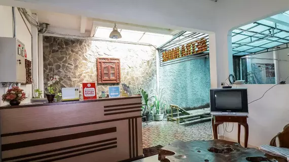 NIDA Rooms Seturan Raya Tugu Jogja | Yogyakarta Özel Bölgesi - Yogyakarta (ve civarı) - Depok