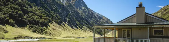 Minaret Station Alpine Lodge | Otago - Minaret Bay