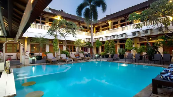 Rosani Hotel | Bali - Kuta - Legian Kent Merkezi