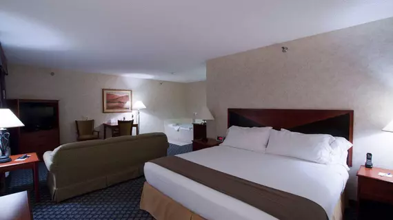 HOLIDAY INN EXPRESS MILES CITY | Montana - Miles City