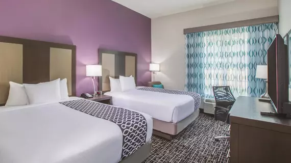 La Quinta Inn and Suites Lake Charles Westlake | Louisiana - Lake Charles (ve civarı) - Westlake