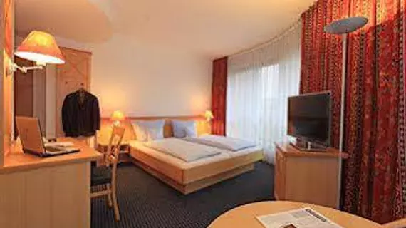 Hotel Near By | Aşağı Saksonya - Hannover (ve civarı) - Laatzen