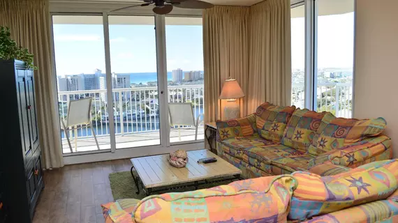 Pelican Beach Resort by Wyndham Vacation Rentals | Florida - Fort Walton Beach - Destin (ve civarı) - Destin