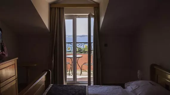 Hotel Miramare | Sibenik-Knin - Vodice