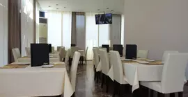 Morfeas Hotel | İyon Adaları - Korfu - Lefkimmi