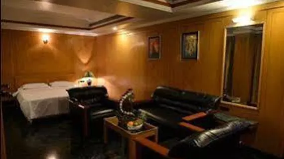 Hotel Kala Sagar | Maharaştra - Pune Bölgesi - Pune