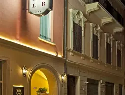 Hotel Cavour | Emilia-Romagna - Bolonya (vilayet) - Bologna - Santo Stefano