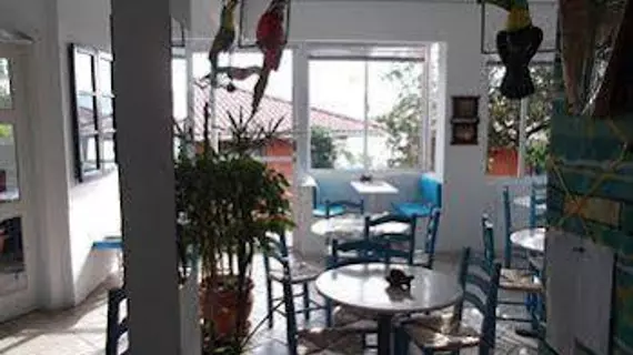 Jurerê Guest House | South Region - Santa Catarina (eyaleti) - Florianopolis (ve civarı) - Florianopolis - Jurere