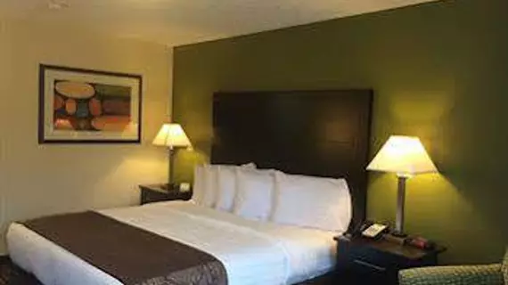 Boarders Inn & Suites | Tennessee - Nashville-Davidson - Nashville (ve civarı) - Ashland City