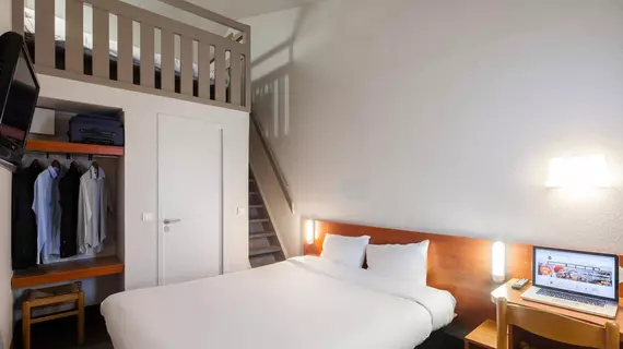 B&B Hotel CHARTRES | Centre - Loire Vadisi - Eure-et-Loir (bölge) - Le Coudray