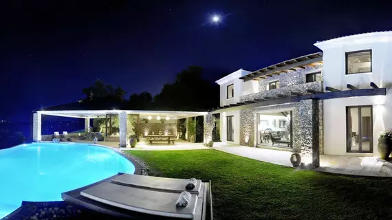 Luxury Villa Piedra | İyon Adaları - Korfu - Korfu İlçesi