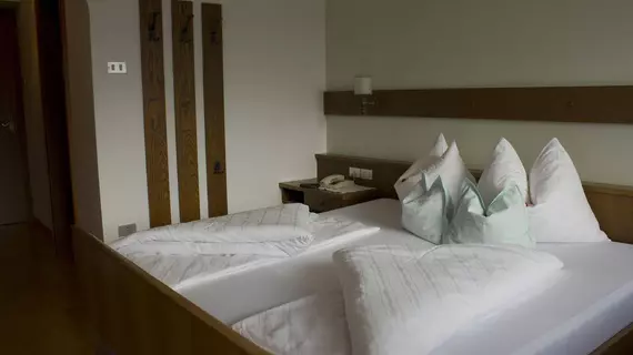 Hotel Tirolerhof | Trentino-Alto Adige - Güney Tirol (il) - Brunico