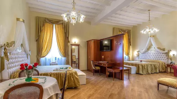 Trevi Rome Suite | Lazio - Roma (ve civarı) - Roma Kent Merkezi - Rione II Trevi