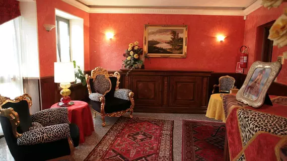 Hotel Corona Grossa | Piedmont - Turin (ve civarı) - Balangero