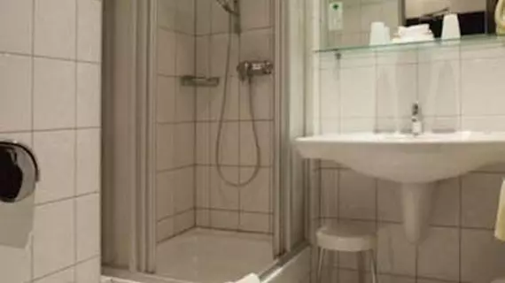 Hotel Schumacher Düsseldorf | Kuzey Ren-Westfalia - Düsseldorf (ve civarı) - Düsseldorf - Stadtmitte