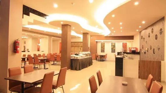 Jentra Dagen Hotel Malioboro | Yogyakarta Özel Bölgesi - Yogyakarta (ve civarı) - Yogyakarta - Gedongtengen