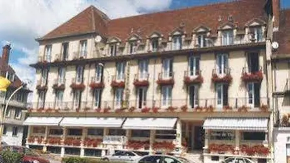 Normotel - Restaurant La Marine | Normandiya - Seine-Maritime (vilayet) - Rives-en-Seine - Caudebec-en-Caux