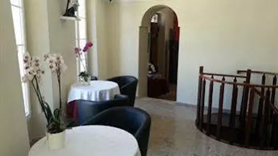 Hostellerie de Cotignac | Provence - Alpes - Cote d'Azur - Var - Draguignan (ve civarı) - Cotignac