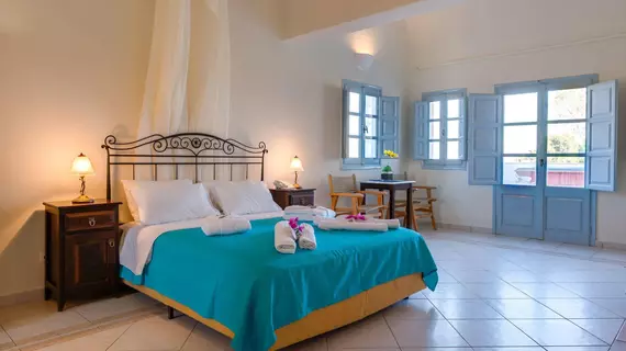 Joy Beach Hotel | Ege Adaları - Santorini