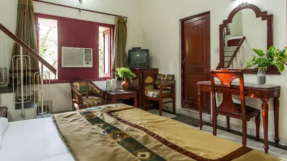 Hotel Sunshine | Batı Delhi - Ulusal Eyalet Başkenti Delhi - Delhi (ve civarı) - Yeni Delhi - Karol Bagh