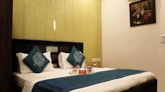 OYO Rooms Pitampura Rani Bagh | Batı Delhi - Ulusal Eyalet Başkenti Delhi - Delhi (ve civarı) - Yeni Delhi