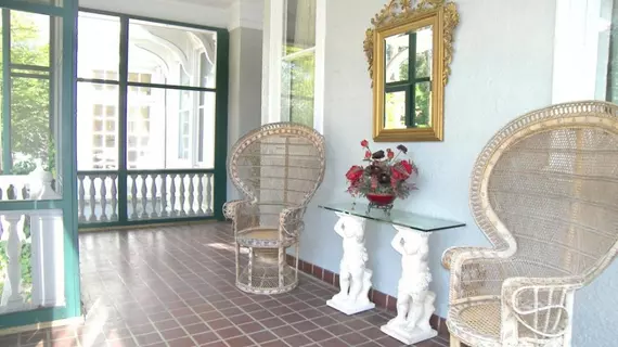 Alexander Mansion Historic Bed and Breakfast | Minnesota - Winona