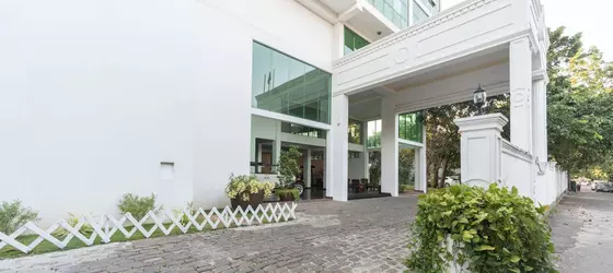 Palm Beach Hotel | Colombo Bölgesi - Lavinia Dağı