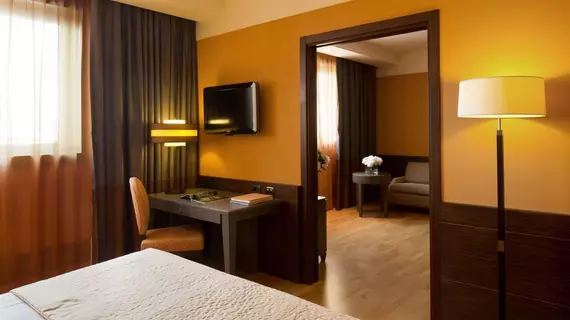 Starhotels Grand Milan | Lombardy - Varese (il) - Saronno