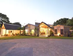 Balmoral Lodge | Western Cape (il) - West Coast DC - Drakenstein - Cape Town (ve civarı) - Cape Town - Bellville