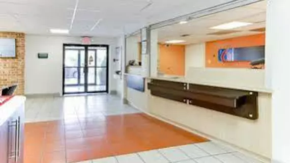 Motel 6 Houston West | Teksas - Houston (ve civarı) - Houston - Hunters Creek Village - Memorial