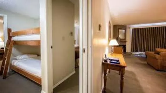 Tantalus Resort Lodge | Britanya Kolombiyası - Whistler - Whistler Village