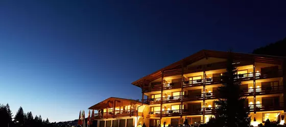 Art Hotel Anterleghes | Trentino-Alto Adige - Güney Tirol (il) - Selva di Val Gardena