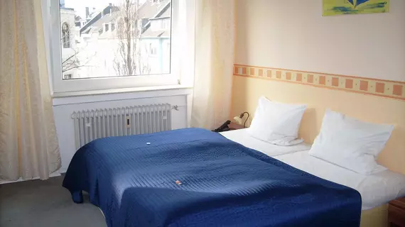 EU Centralhotel Im Tönnchen | Kuzey Ren-Westfalia - Düsseldorf (ve civarı) - Düsseldorf