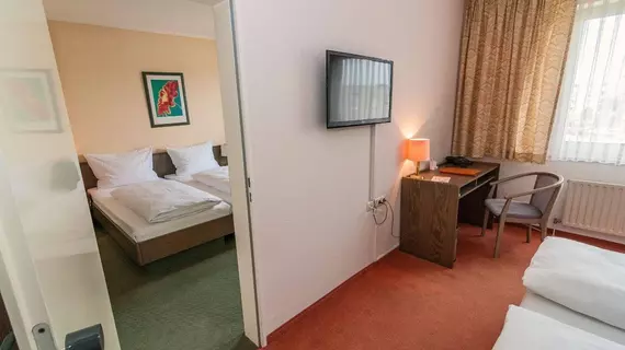 Hotel Astra | Kuzey Ren-Westfalia - Düsseldorf (ve civarı) - Düsseldorf