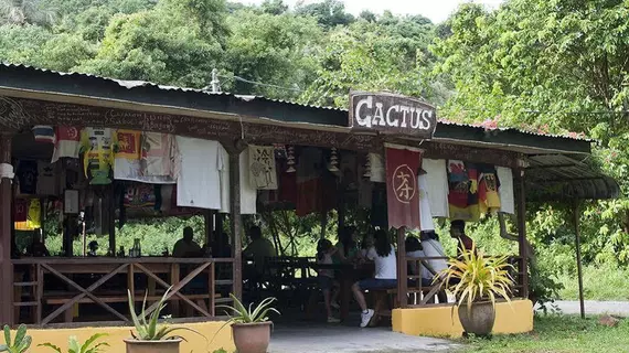 Cactus Inn | Kedah - Langkawi - Pantai Tengah