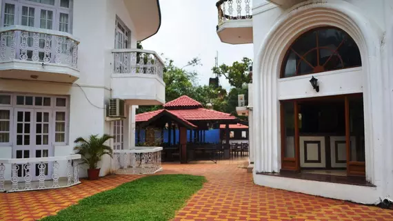 Sunset Beach Resort | Goa - Kuzey Goa - Candolim