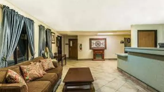 Super 8 by Wyndham Sulphur Lake Charles | Louisiana - Lake Charles (ve civarı) - Sulphur