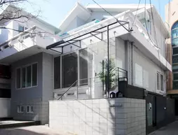 MONO HOUSE HONGDAE | Gyeonggi - Seul (ve civarı) - Seul - Seogyo-dong