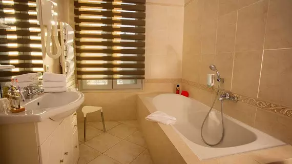 Hôtel Royal | Occitanie - Herault (bölge) - Montpellier (ve civarı) - Montpellier - Montpellier Kent Merkezi