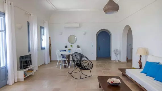 Enastron Suites | Ege Adaları - Santorini