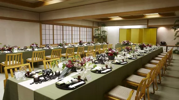 Kashihara Royal Hotel | Nara (idari bölge) - Nara (ve civarı) - Kashihara