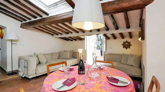 Trevi Fountain apartments | Lazio - Roma (ve civarı) - Roma Kent Merkezi - Rione II Trevi