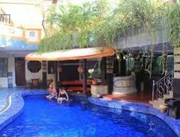 Sri Ratu Hotel | Bali - Kuta - Legian Kent Merkezi