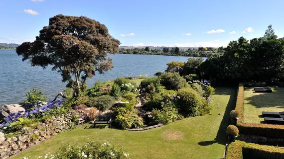 Black Swan Lakeside Boutique Hotel | Rotorua (ve civarı) - Rotorua