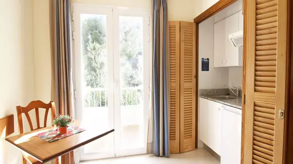 Apartamentos Niza | Balearic Adaları - Mayorka Adası - Calvia - Peguera