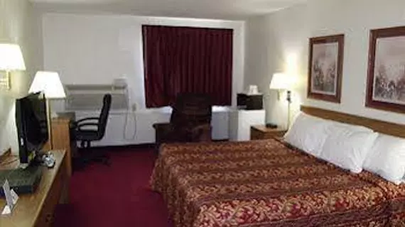 Americas Best Value Inn & Suites Harrisonville | Missouri - Clinton - Harrisonville