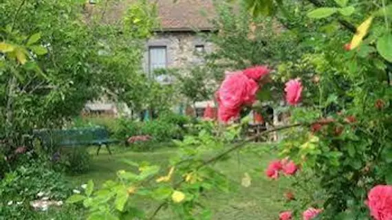 Auberge de la Hulotte | Auvergne-Rhone-Alpes - Puy-de-Dome (bölge) - Saint-Jacques-d'Ambur