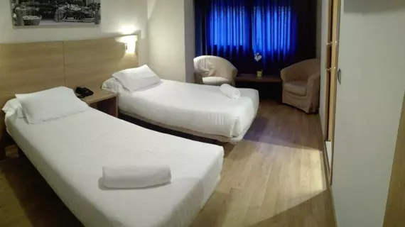 Hotel Margarit | Katalonya - Girona İli - Gironès - Girona - Eixample