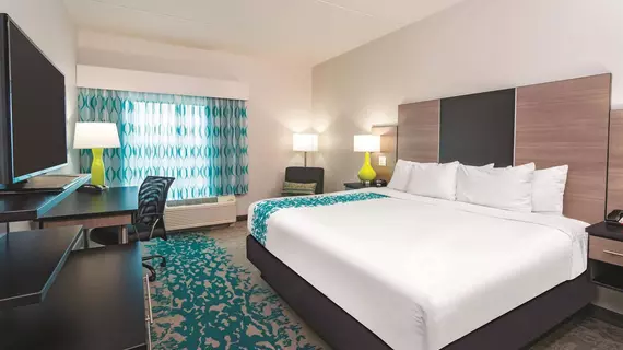 La Quinta Inn and Suites Cleveland | Tennessee - Chattanooga (ve civarı) - Cleveland