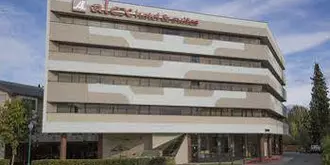 Alex Hotel and Suites